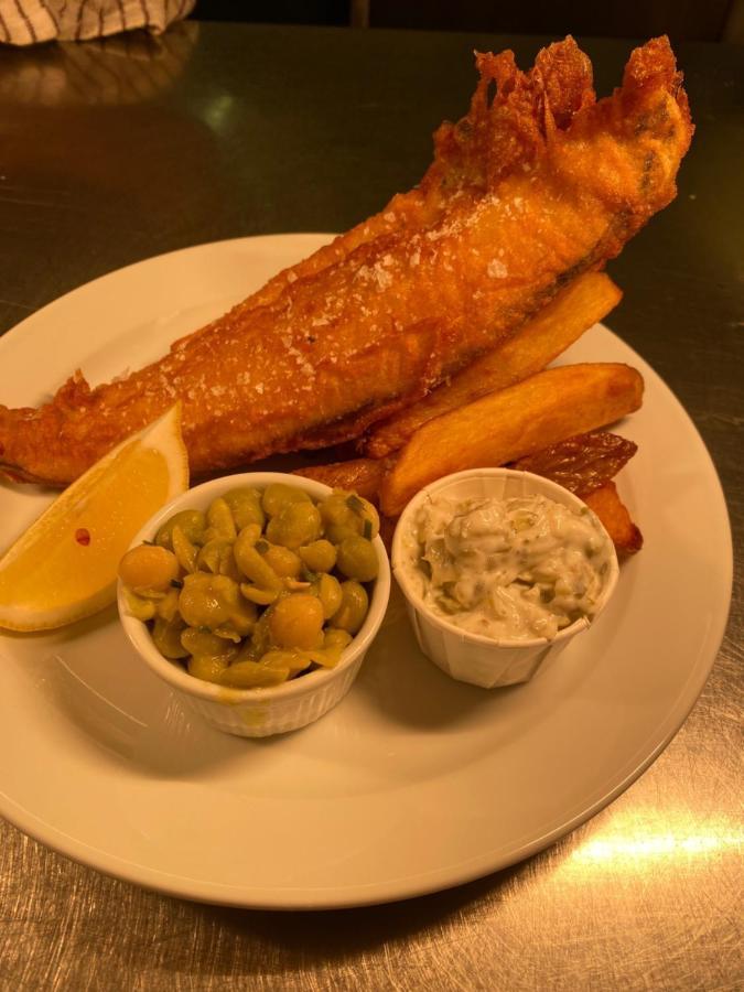 Bugle Hotel Titchfield Eksteriør bilde