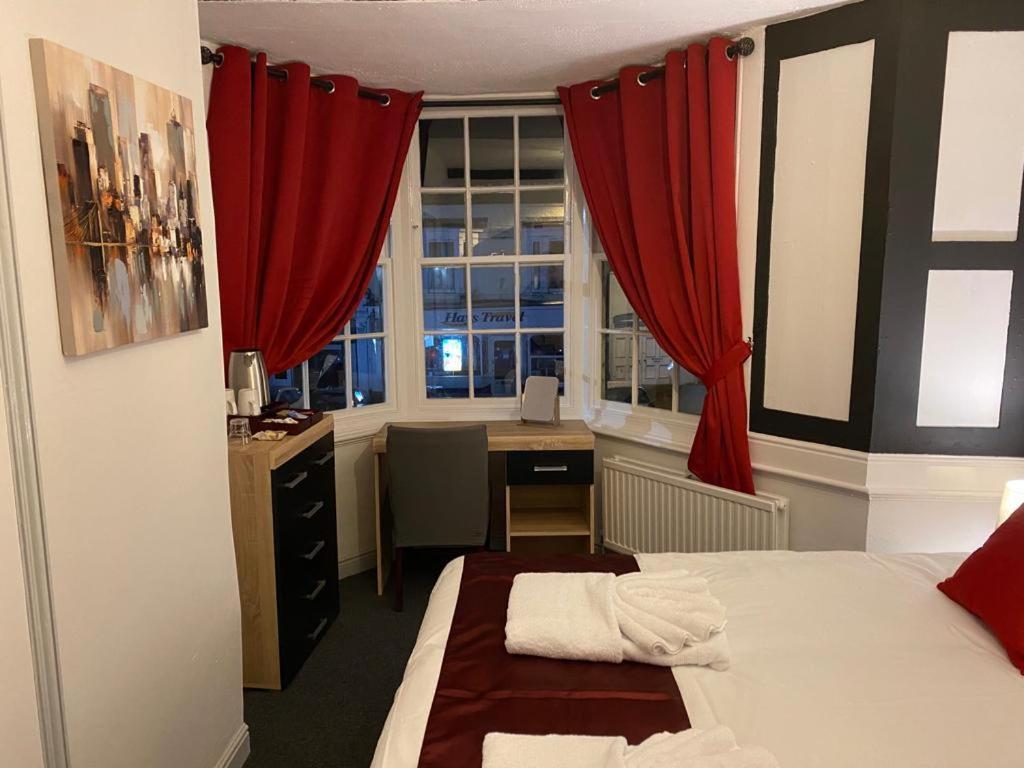 Bugle Hotel Titchfield Eksteriør bilde